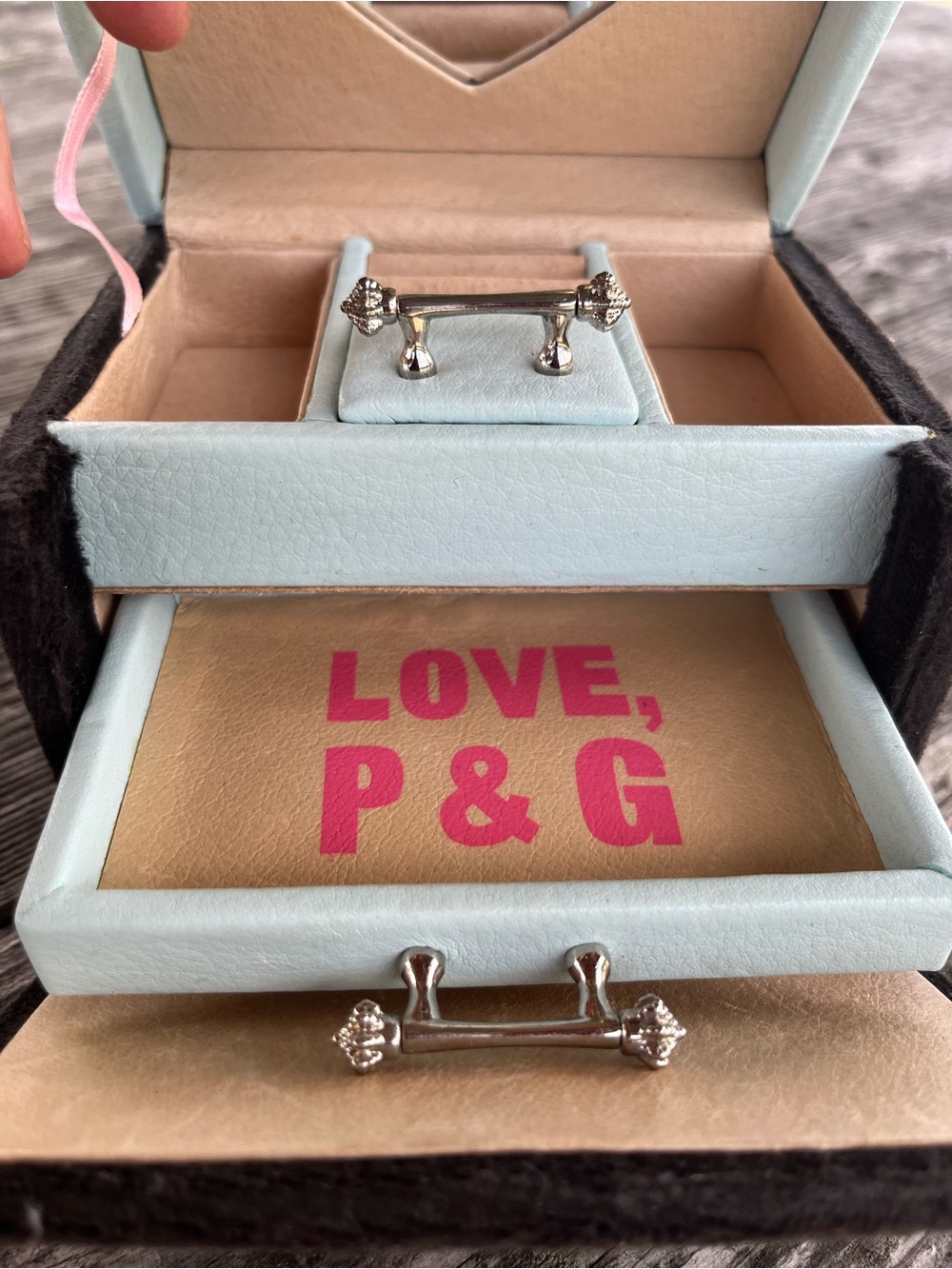Y2K RARE JUICY COUTURE Velvet Jewelry Box with Mint Accent and Crown Embroidery - Picture 7 of 8